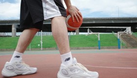 NB Fresh Foam BB V3 籃球鞋開箱｜珍珠灰鈣白配色＋實戰分享一次看